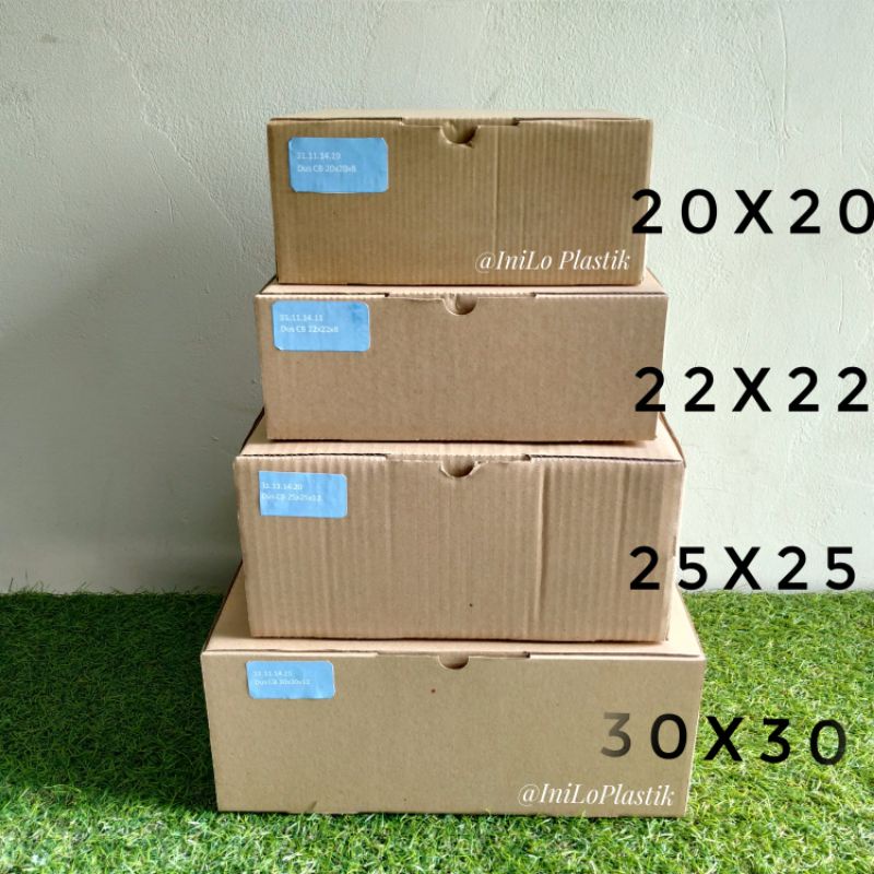 

iDk90 @10pcs Dus Box 22x22X8/ Dus Kue Tart / Dus hampers 22x22x8