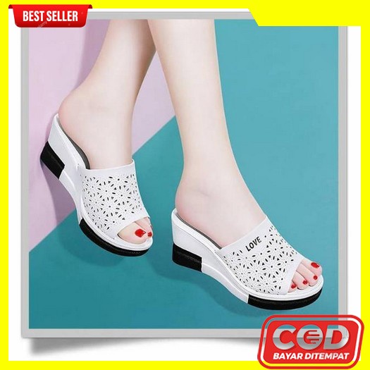 Sandal Wedges Wanita Fladeo / Wedges Fladeo Abbushoes  Us 74 Sandal Wedges Laser Untuk Wanita