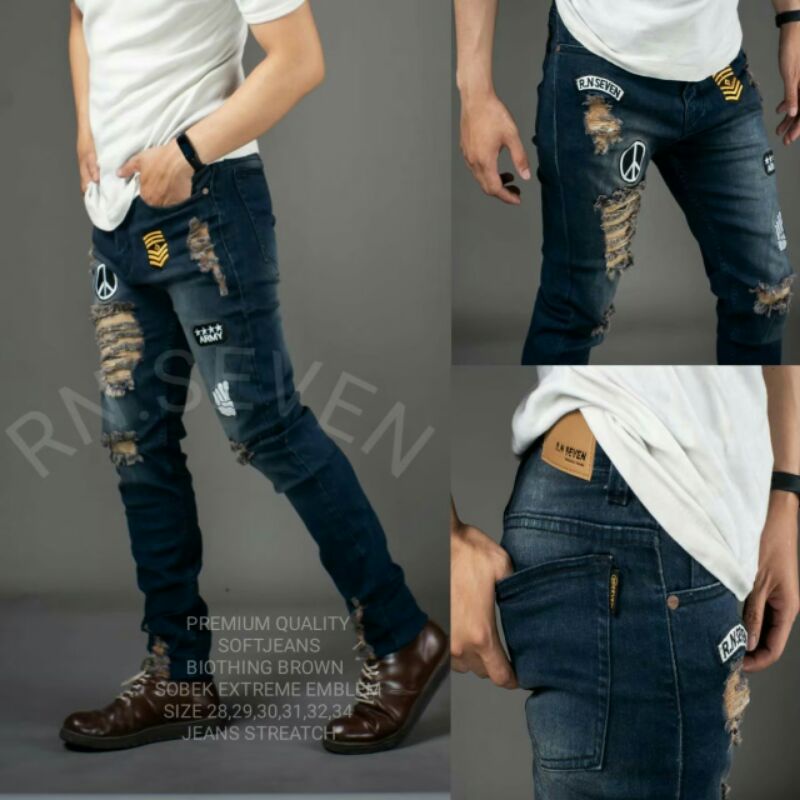 SOFT JEANS CELANA SOBEK LUTUT EMBLEM RN SEVEN