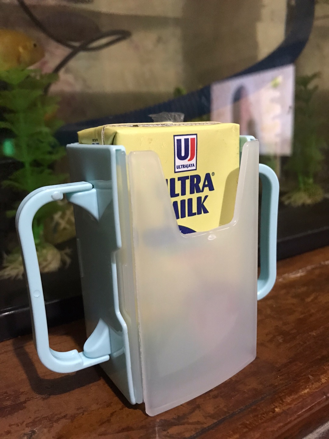 Milkbox Milk Juice Box Holder / Tempat Pegangan Kotak Susu / Juice Holder / Baby Milk Box Holder
