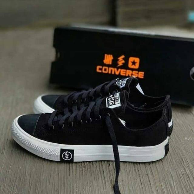 Sepatu Converse All Star Undefeated Pendek Unisex Grade Ori Vietnam Sepatu Sekolah Converse All Star
