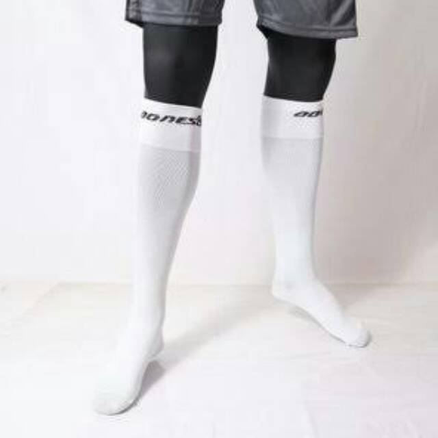 KAOS KAKI AGNESIS PANJANG SEPAKBOLA FUTSAL TRABAS BASKET