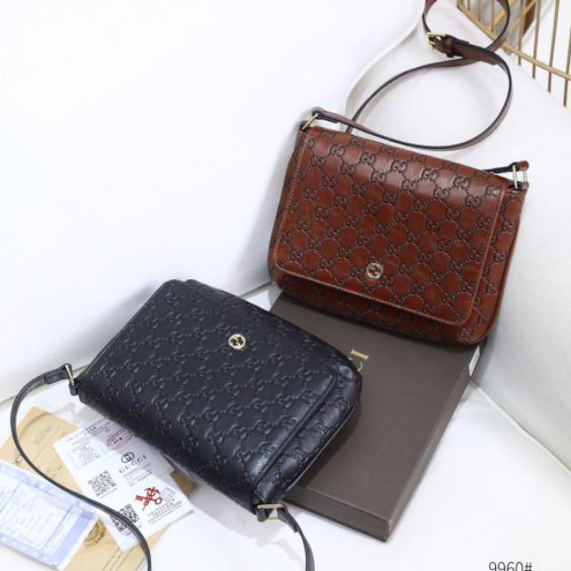 gucci messenger sling bag