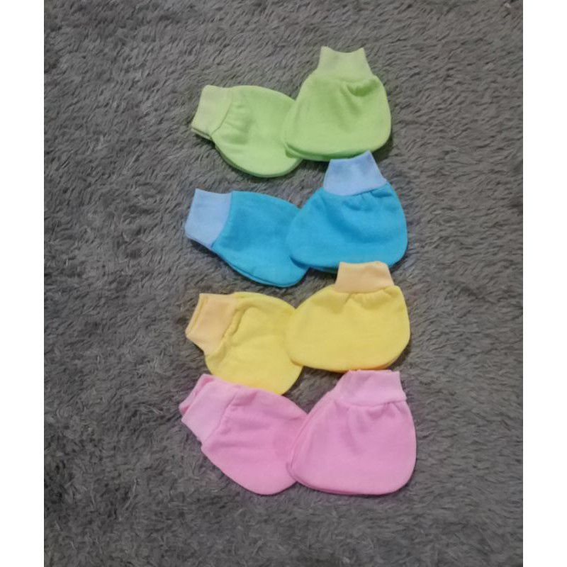 1 set sarung tangan dan kaki bayi new born | sarung tangan bayi polos termurah