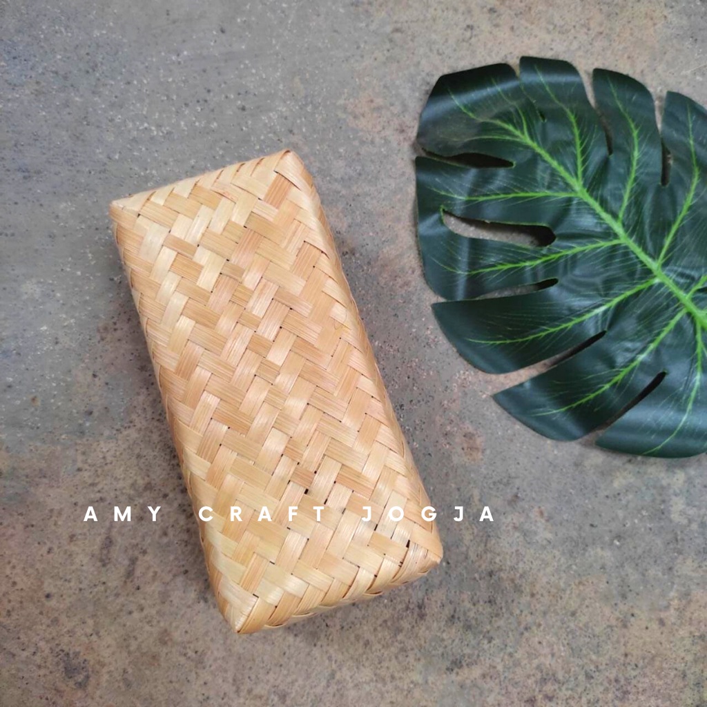 Besek anyaman bambu Persegi Panjang Natural 22 x 8 cm/ besek makanan kekinian/ besek bambu