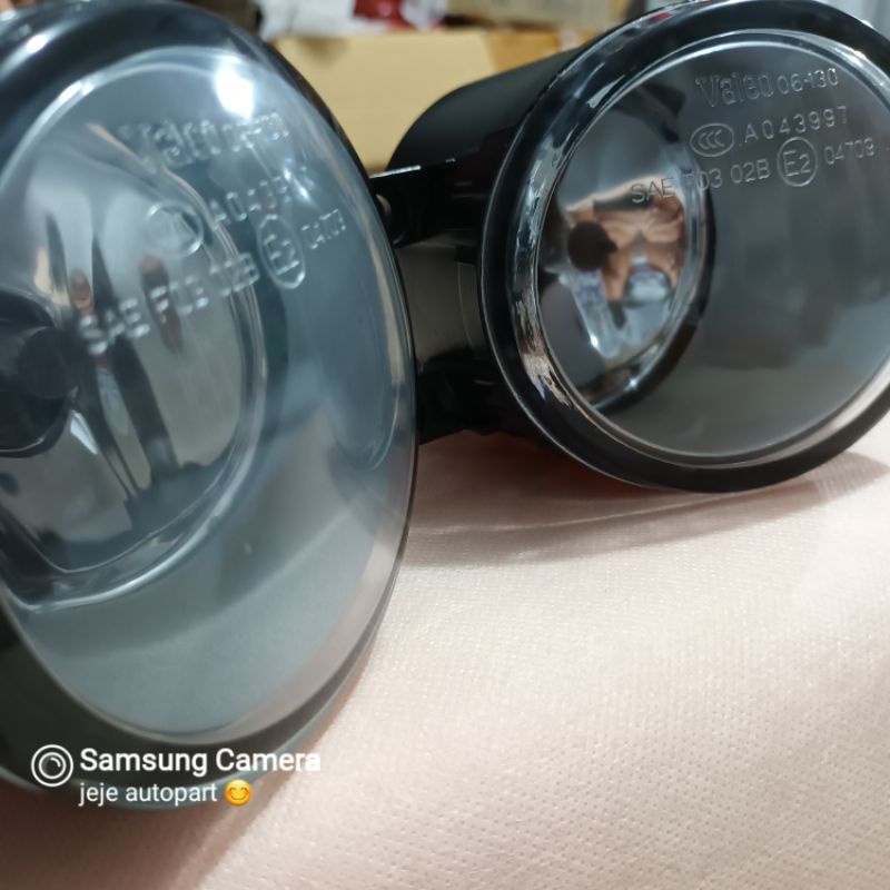 lampu kabut foglamp foglam avanza xenia vvti 2007 -2011 original merk valeo harga 1 set
