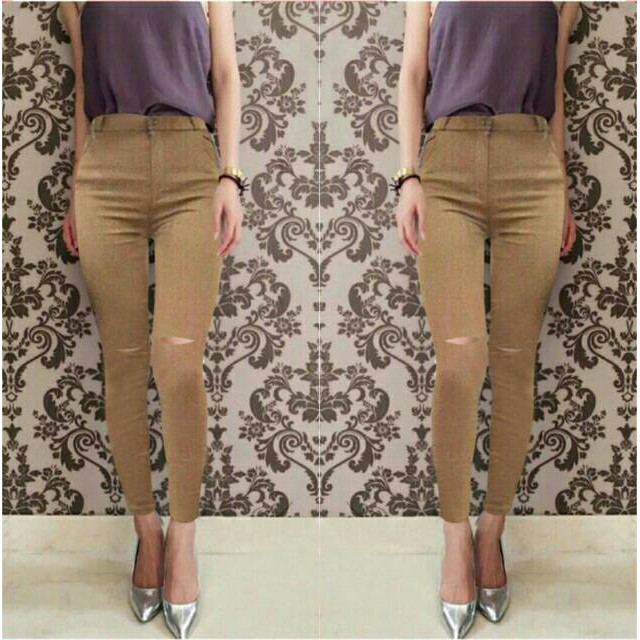 Celana jegging sobek 1 , bahan softjeans , fit to L