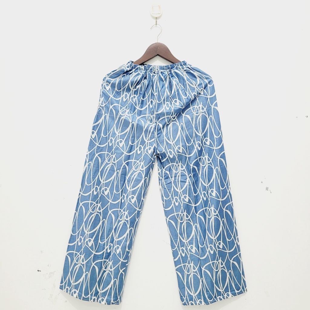Celana Panjang Kulot Wanita Motif BKS Bahan Santung Rayon-Benang Biru