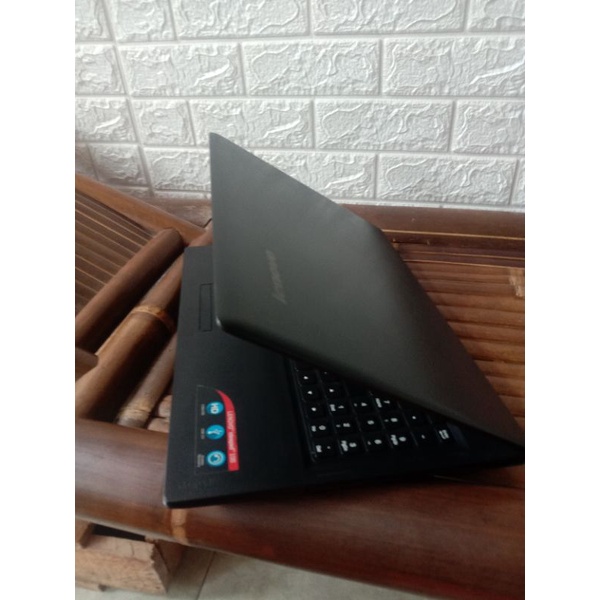 laptop Lenovo slim Intel core i3 gen 5 second Ideapad 100