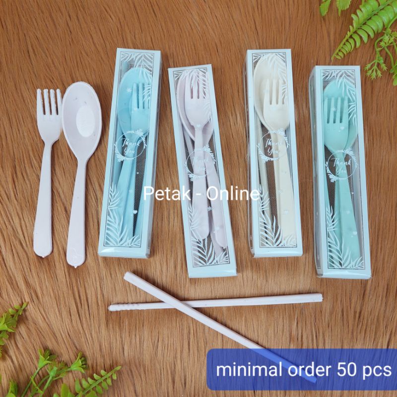 50 Pcs, Sendok Makan Set Kemasan Mika Motif