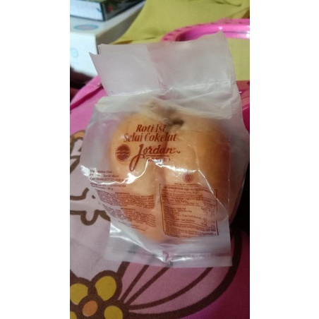 

roti isi selai coklat