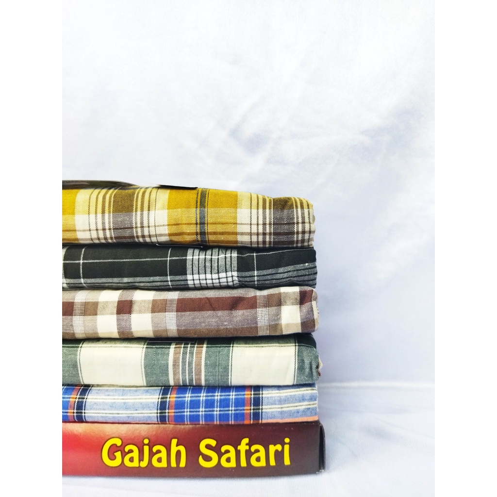 SARUNG TENUN MOTIF SAFARI (II)