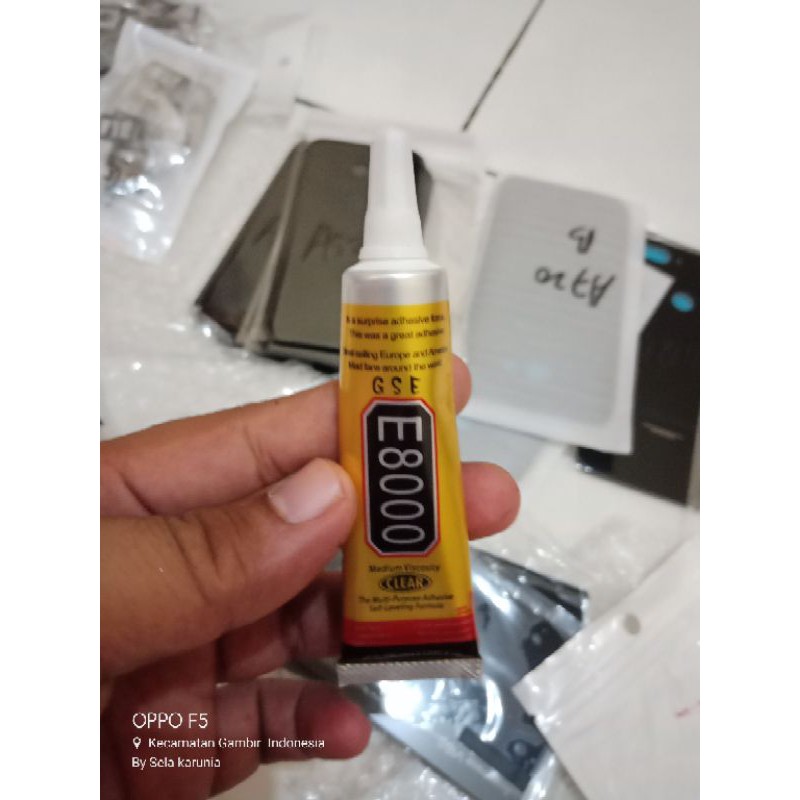 

Lem cair Lem E8000 15ml (lem lcd/touchscren/casing dll)