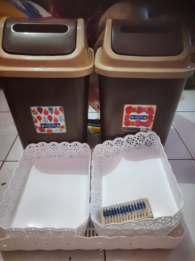 Sikat Baju Gagang Kayu Enter 414