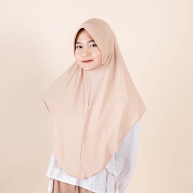 Raisa Instan Pet/Bergo Jersey Pet by Izza Hijab