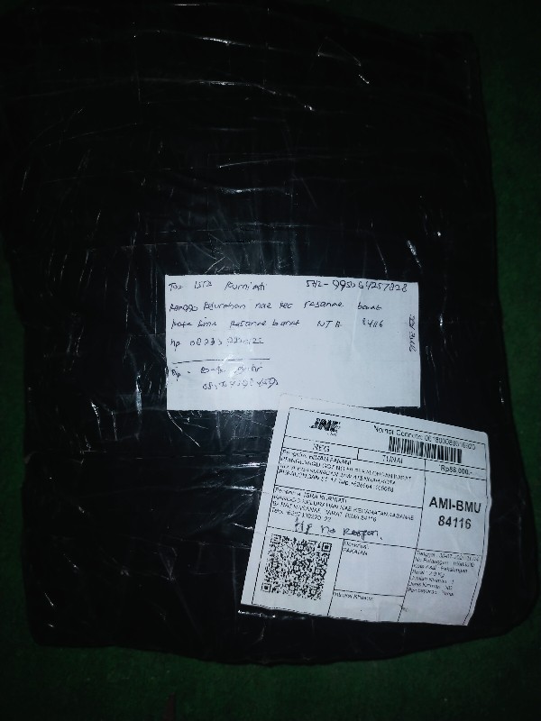 Hem Cowok Naga Hijau Seragam