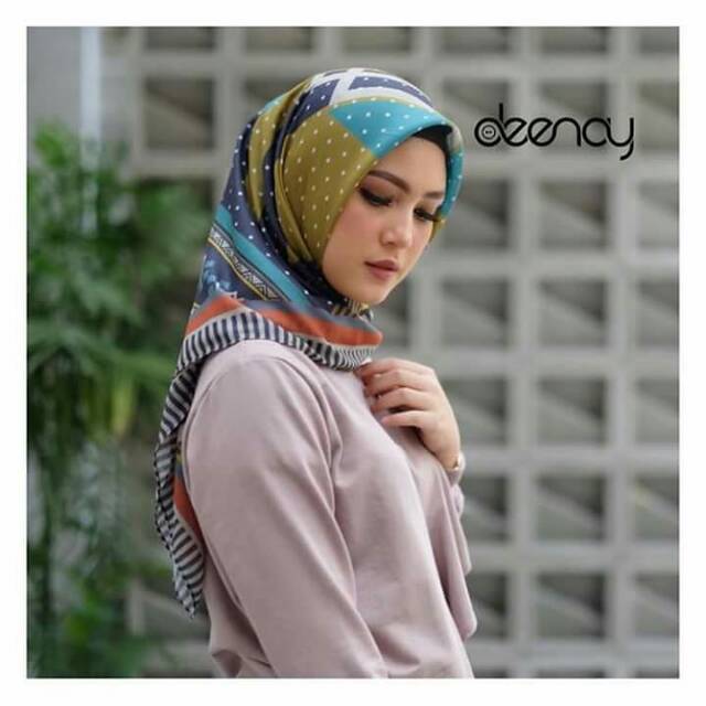 Deenay
Bueno Voal Printed Scarp💕