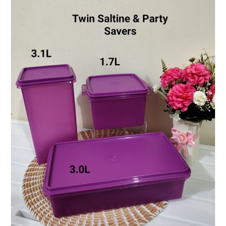 Twin saltine party savers/sweet saver/mosaic bread/mosaic canister/Tupperware ungu/tupperware hijau/
