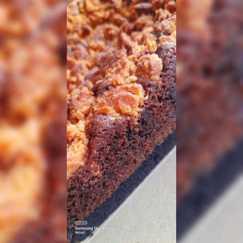 

Fudgy Fruits & Cookies Brownie