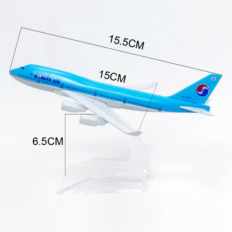 Mainan Model Pesawat Air B747 Die-cast 747 Bahan Alloy Metal Ukuran 16CM