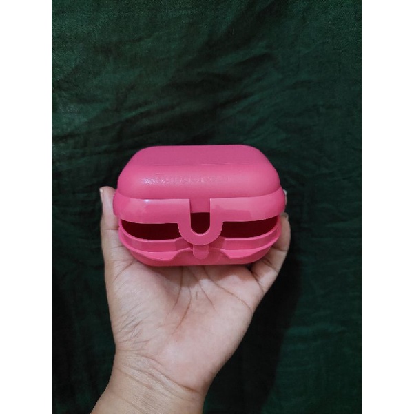 Mini Oyster Tupperware