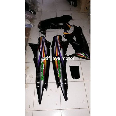 body karisma 125d hitam