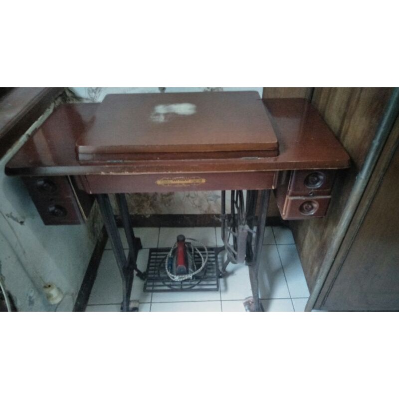 Jual mesin jahit jadul Merk SINGER-original kuat seumur hidup