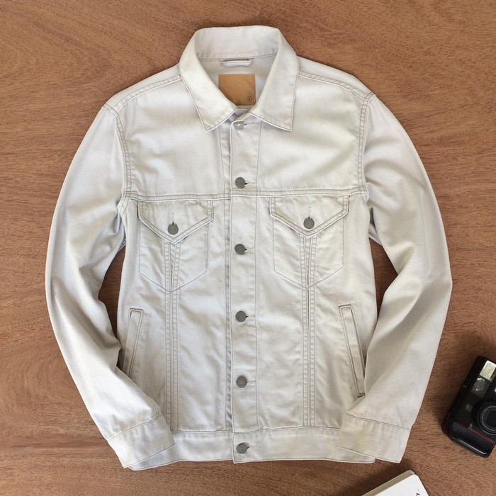UNIQLO Jaket Jeans Pria Trucker Denim Original Preloved Second Bekas