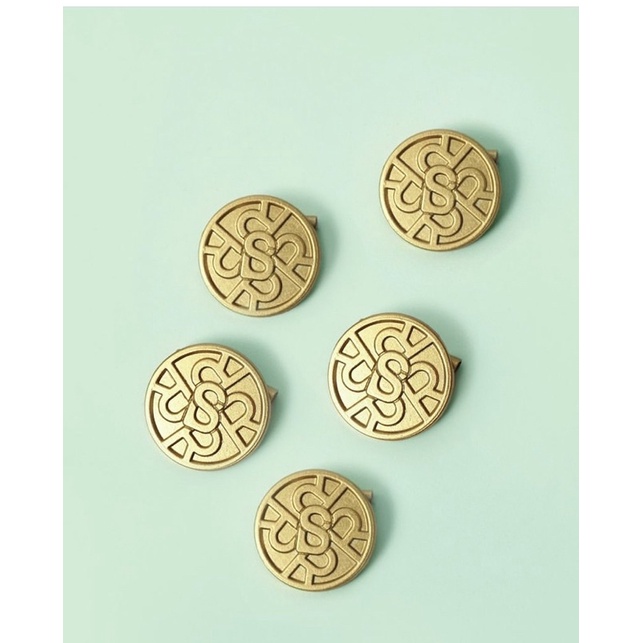 xanadu brooch buttonscarves