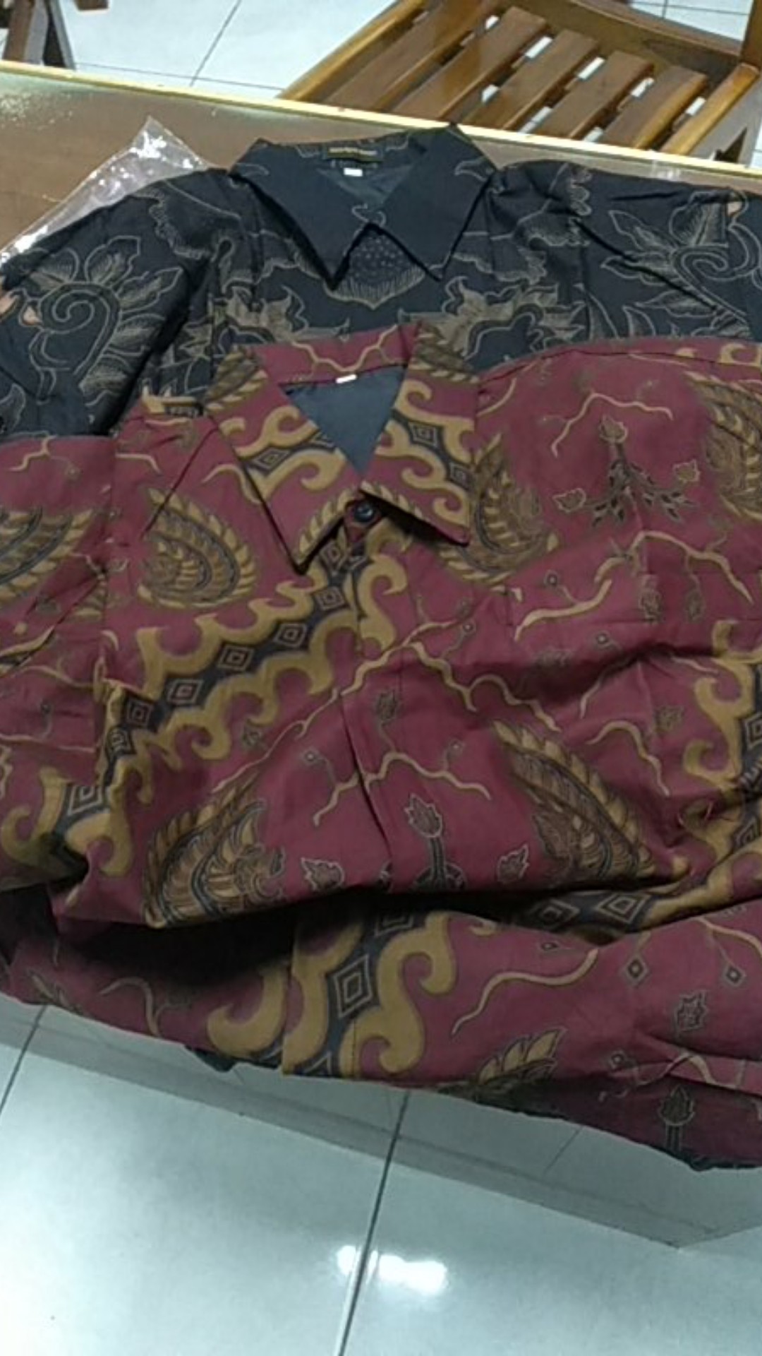 Nugroho Kobongan Kemeja Batik Pria Lengan Panjang Lapis Furing Batik Solo