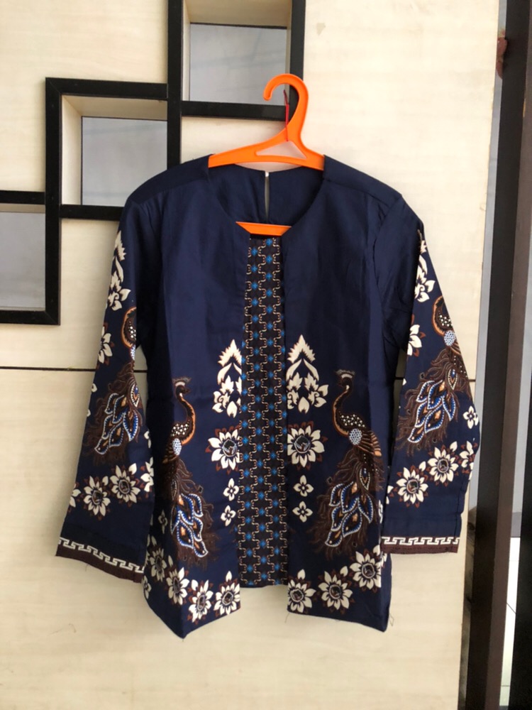 Maja - Long Busan Blouse Batik Wanita