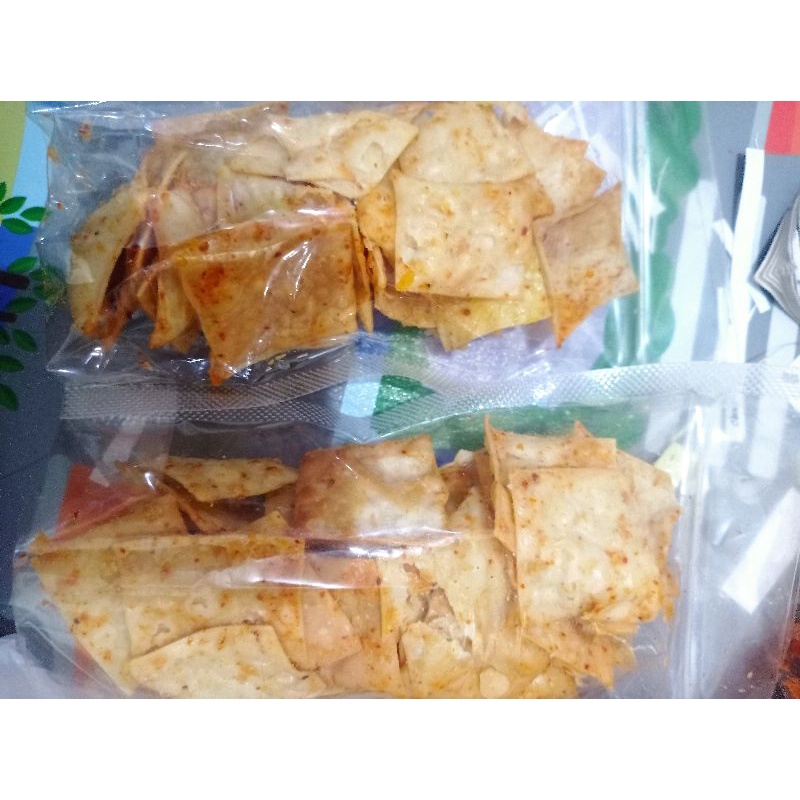 

pangsit pedas renyah