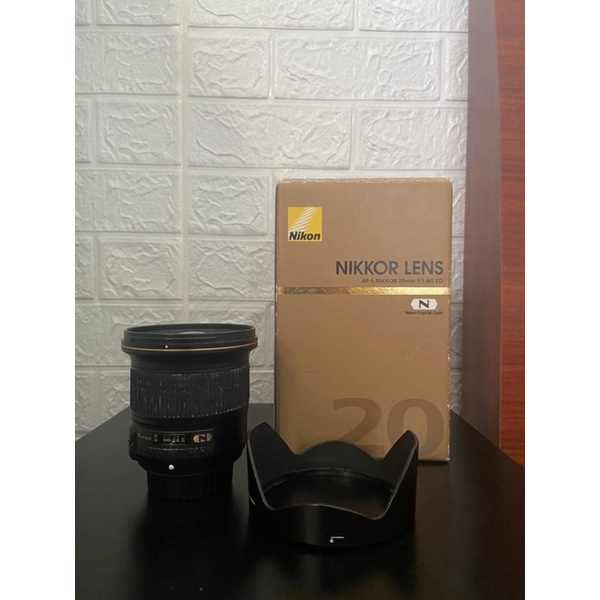 Lensa 20mm f1,8 Nikon Nano