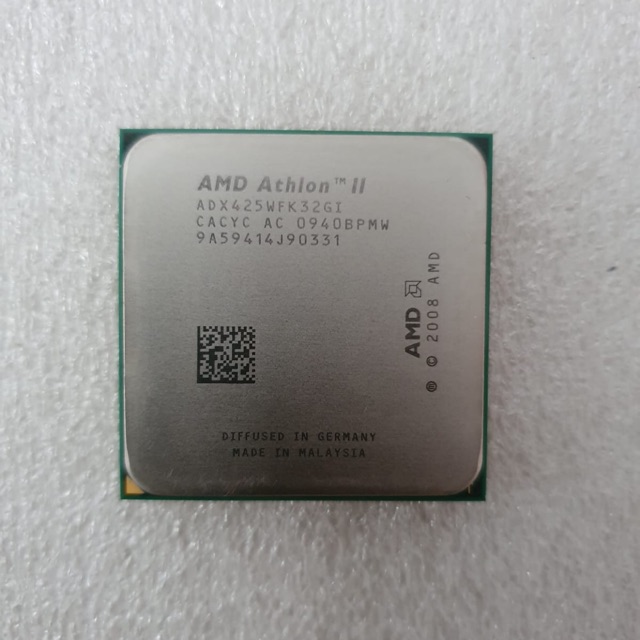 PROCESOR AMD ATHLON II X3 425 TRAY