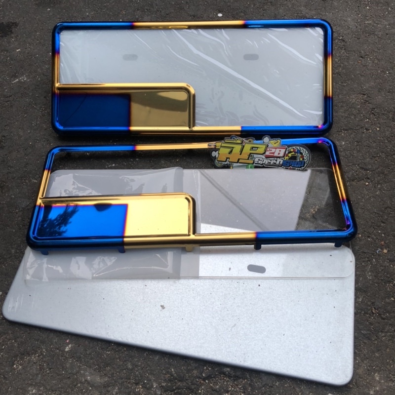 BINGKAI PLAT NOMOR TWOTONE STAINLESS 1 SET DEPAN &amp; BELAKANG PLUS MIKA AKRILIK / DUDUKAN PLAT NOMER MOTOR UNIVERSAL / TATAKAN PLAT NOMER MOTOR 1 SET DEPAN DAN BELAKANG