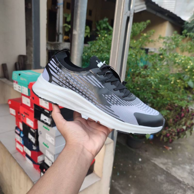 [ FLASH SALE  ] DIADORA ARTHUR " GREY/BLACK " - SEPATU SNEAKERS PRIA BRANDED - ORI PT MAP