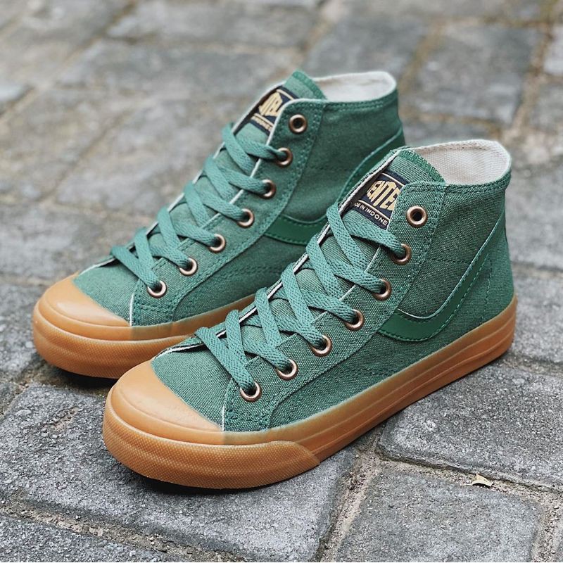 Sepatu Ventela Public Gum Army Green High Original