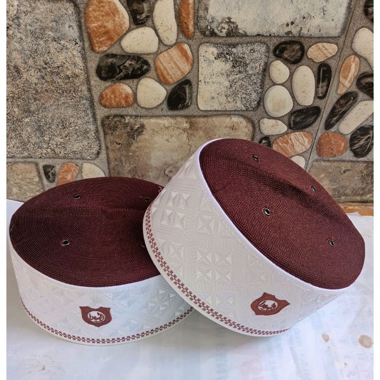 Harga Peci haji KOPIAH ASSAGOFAH COKLATpeci Kopiah Haji Assagofah Anak
Dewasa Kopeah Putih peci hitam peciPeci anak peci putih peci rajut peci
bayi peci anak laki laki peci hitam peci hajir peci haji peci putih
peci Abdul Karim peci putih polos putih anak