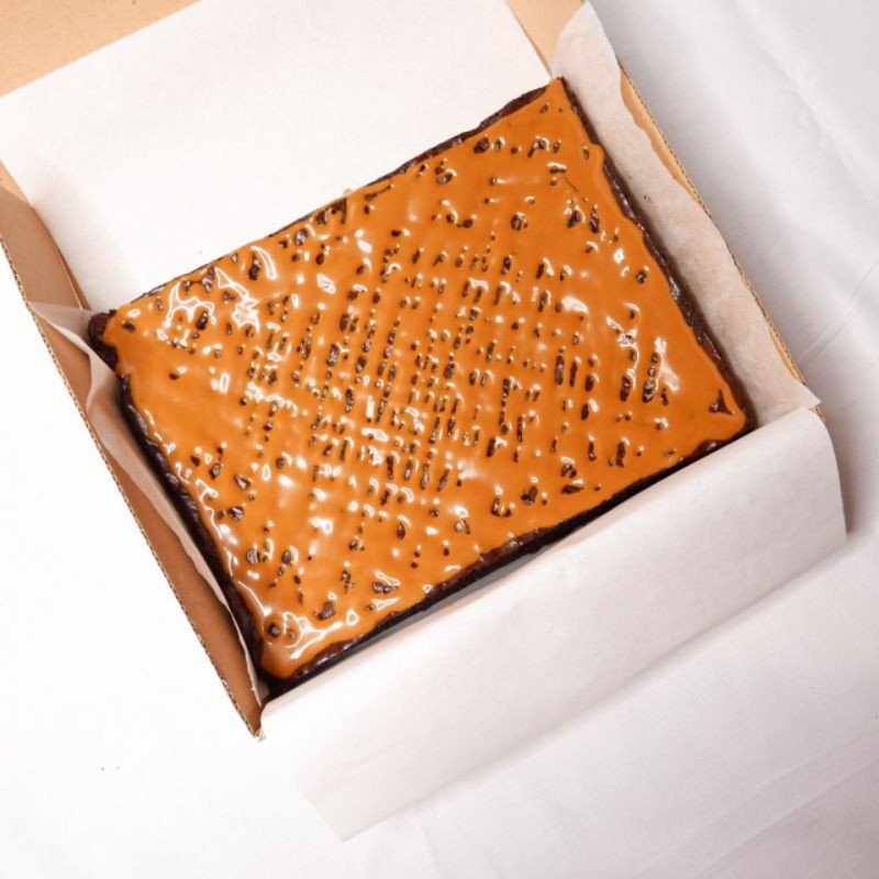 

FUDGY BROWNIES LOTUS BISCOFF SPREAD | LA COCHURA | BROWNIES PANGGANG