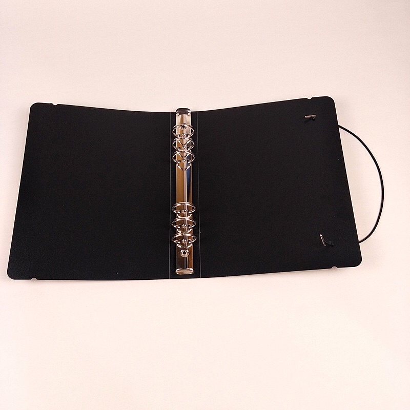 

BINDER A6 PLASTIK HITAM