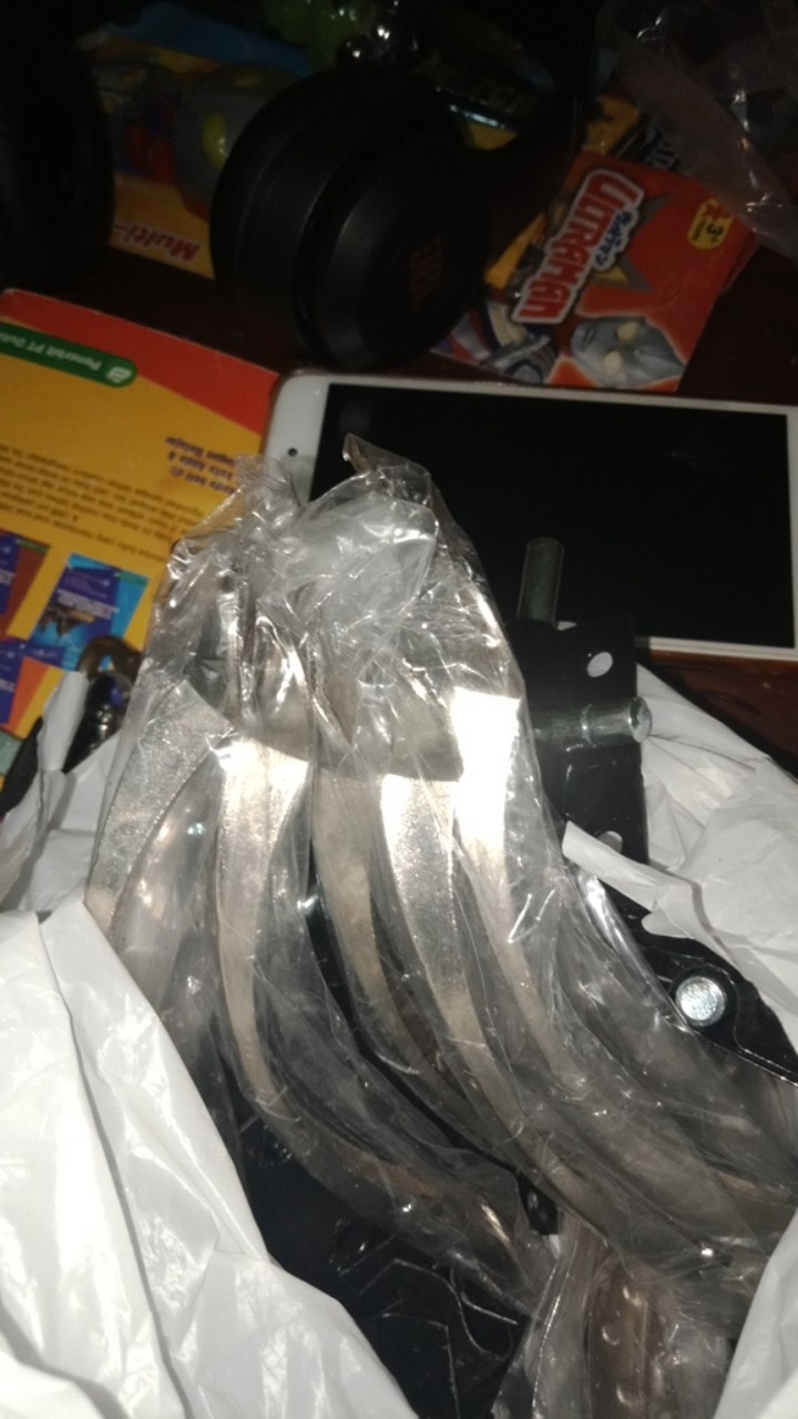 Tarikan Handel Laci Lemari Titik Bintik