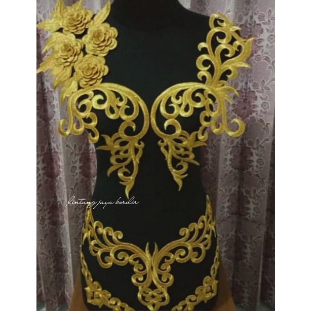bordir kebaya pundak bunga tempel