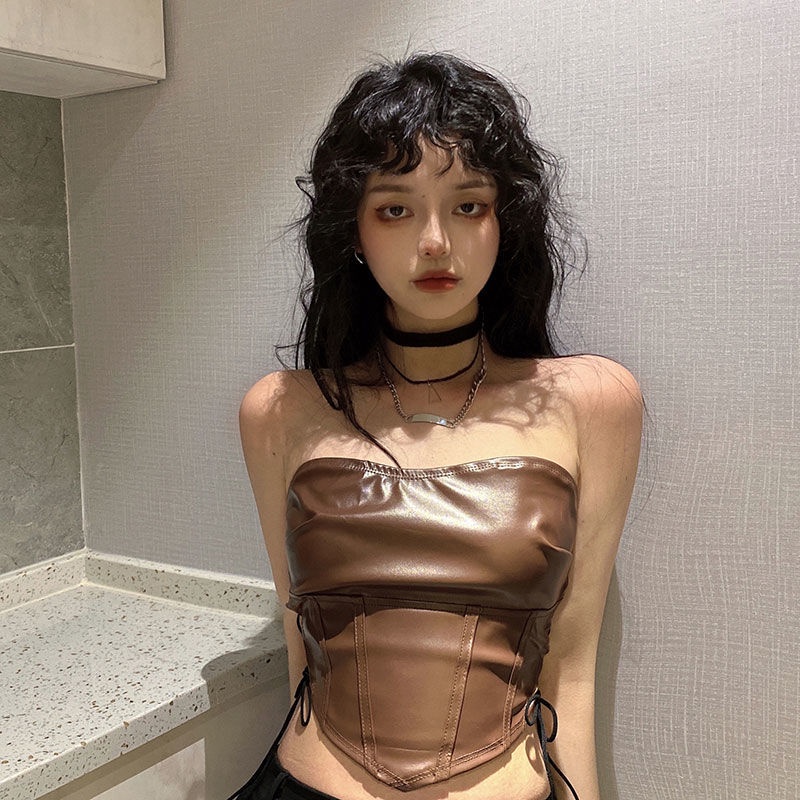 impor gadis tampan Eropa dan Amerika gaya punk pinggang tidak teratur tube top wanita kulit suspende