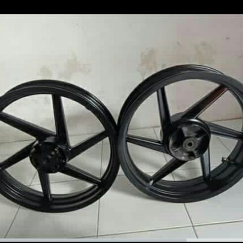 Velg Pelk Racing Variasi Depan Belakang Motor Scorpio Tapak Lebar / Vixion Old