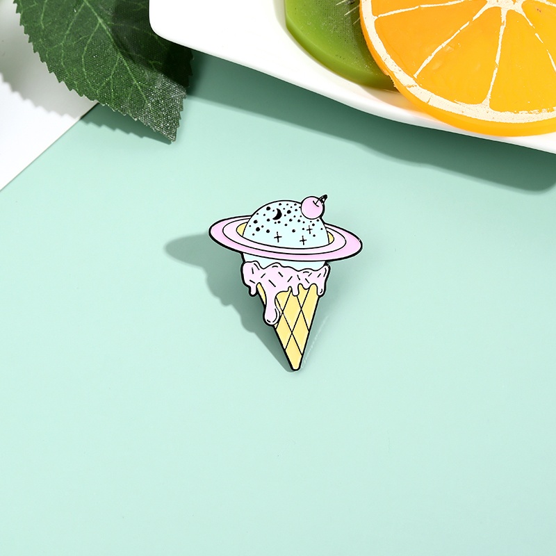 Bros Pin Enamel Bentuk Planet / Es Krim Kartun Untuk Hadiah Teman