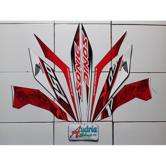 Striping Stiker Motor Honda Sonic 150R 2018 Full Hitam-Merah murah
