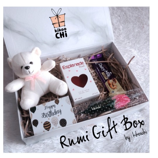 

Gift Box Hadiah Kado Ulang Tahun Bunga Pacar Istri Anniv Wisuda Wanita