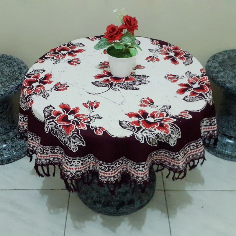 Taplak Meja Bundar Batik Cap Motif Remekan