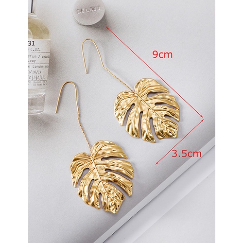 LRC Anting Gantung Fashion Golden Alloy Leaf Earrings