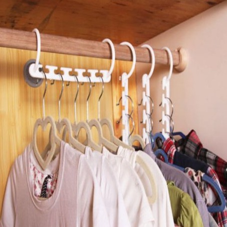 GANTUNGAN BAJU MAGIC HANGER PUTIH HEMAT TEMPAT